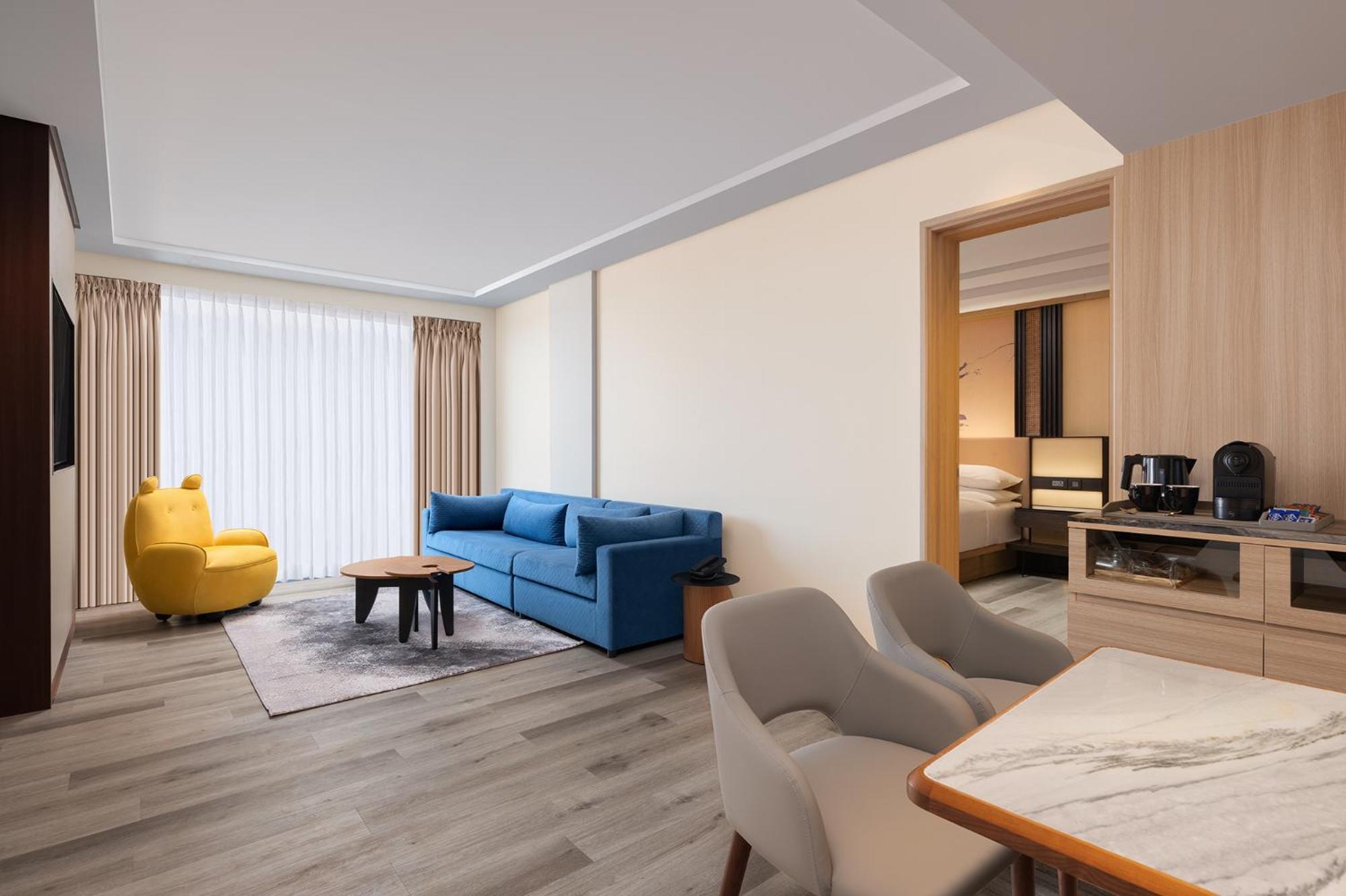 ホテル Courtyard By Marriott Goa コルバ エクステリア 写真