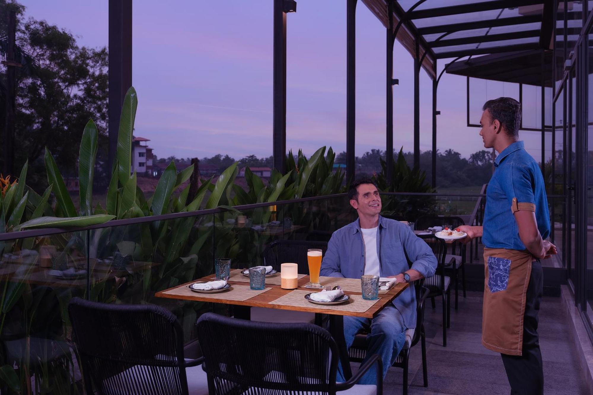 ホテル Courtyard By Marriott Goa コルバ エクステリア 写真